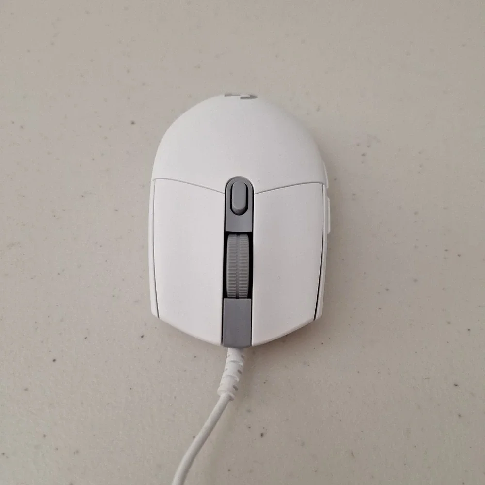 WHITE Logitech G203 Lightsync Wired Gaming Mouse Tested Works Great‎ Condition
